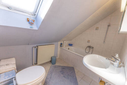 Badezimmer - Dachgeschoss - 