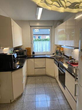 Küche, Einbauküche - 5 Zimmer Reihenmittelhaus zum Kaufen in Nordrhein-Westfalen - Ratingen