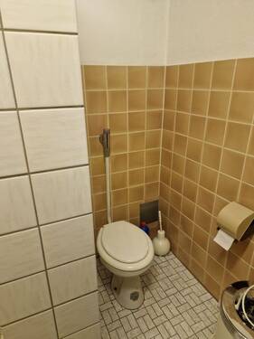 KG Dusch Toilette.jpg - 