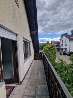 DG Balkon.jpg - 8 Zimmer Einfamilienhaus in Fürth