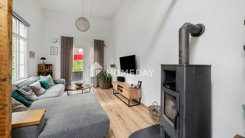 1. OG Wohnzimmer 2 - 