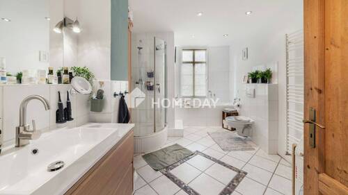 1. OG Badezimmer 1 - 