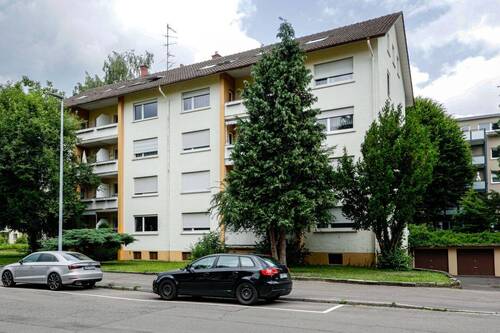 Bild 2 - 2 Zimmer Etagenwohnung zum Kaufen in Singen (Hohentwiel)