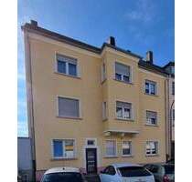 +++Stadtzentrum: Attraktives, gepflegtes 4-Familienhaus mit Südbalkonen, Südgarten und Ausbaureserve in bester Wohnlage+++ - Pirmasens Innenstadt