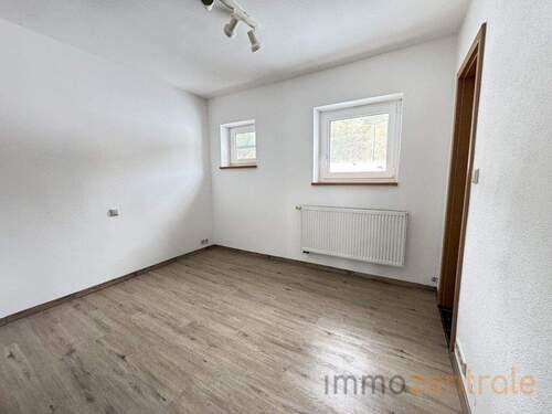 DFA5E7F8-C170-42C2-B28E-35263F8B1AE6_1_105_c - 