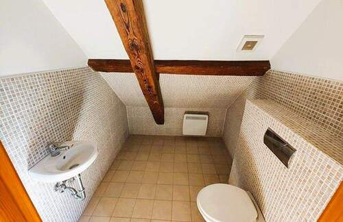  WC - 