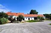 Haus + Stall - 