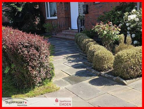 Weg zum Haus - 5 Zimmer Einfamilienhaus in Emden