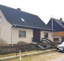 Charmantes, ruh. EFH: 156 m² Wfl., 626 m² Grundstück: Keller, Sauna, Garage - L´rade - Stadtrand - Berlin Lichtenrade