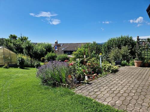 Terrasse EG - 