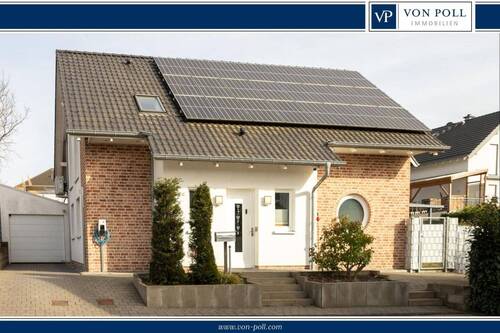 Titelbild VP-Logo - Freistehendes Energieeffizienzhaus mit moderner Technik und nachhaltiger Ausstattung