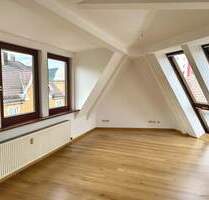 Zentrumsnahe Wohnung über den Dächern von Geislingen mit wunderschönem Ausblick über die Fünftälerstadt! - Geislingen an der Steige