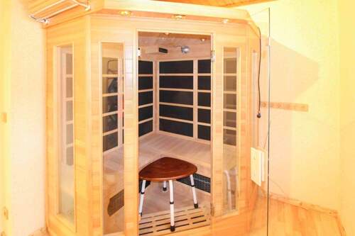 Zimmer 1 - Infrarot-Sauna - 