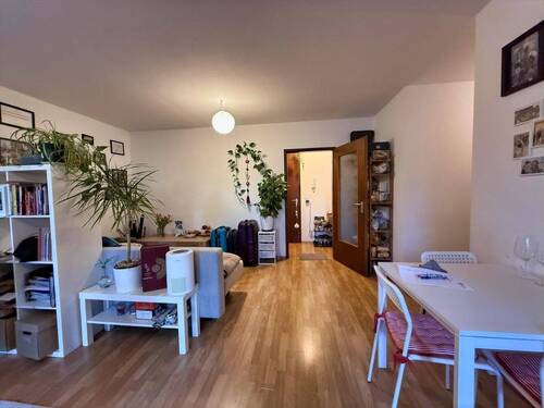 Großer Wohnbereich - 1 Zimmer Etagenwohnung zum Kaufen in Göttingen