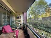Großzügiger, überdachter Balkon - 