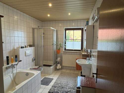 kleines Bad Erdgeschoss - 