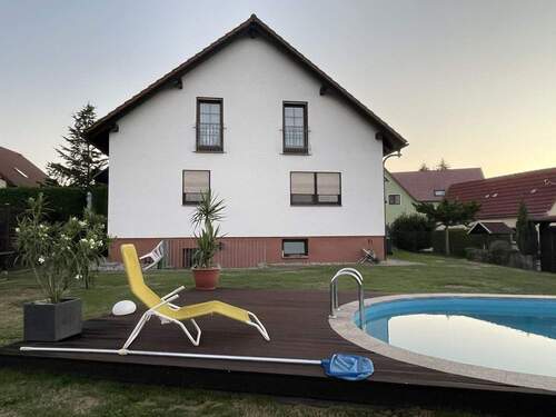 Hausansicht Rückseite - Einfamilienhaus mit 220,00 m² in Kamenz zum Kaufen