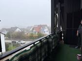 Westbalkon - KNIPFER`S IMMOBILIENSCHÄTZE - Gemütliche Dachwohnung mit Balkon und PKW-Stellplatz in Gessertshausen