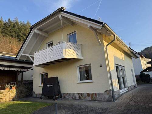 Seitenansicht - 5 Zimmer Einfamilienhaus zum Kaufen in Arzbach