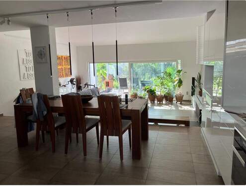 Bild 2 - 5 Zimmer Doppelhaushälfte zum Kaufen in Neckarsulm