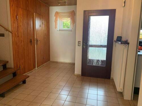 Diele - 4 Zimmer Reihenendhaus in Seevetal