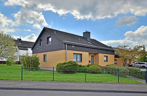aussen Ans NO - 6 Zimmer Einfamilienhaus zum Kaufen in Wolfhagen