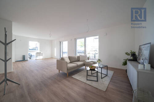 Wohn- und Essbereich mit Küche - 3 Zimmer Etagenwohnung zum Kaufen in Stockstadt am Main