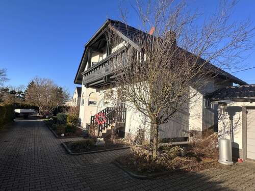 Haus ` - 6 Zimmer Einfamilienhaus in Plauen