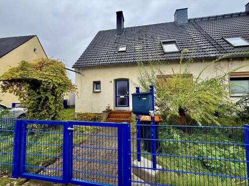 Außenansicht - Doppelhaushälfte mit Potenzial in Toplage von Wanne-Eickel - großes Grundstück, ruhige Lage