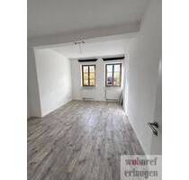 Schöne 3,5-Zimmer-Wohnung mit einer modernen Einbauküche und Balkon im Zentrum von Erlangen