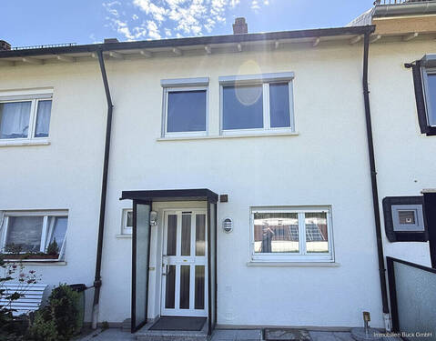 Ansicht - Wohnen in ruhigem und gewachsenen Wohngebiet! RMH zum Kauf gesucht?