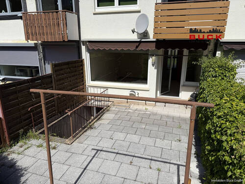 Blick zur Terrasse - 