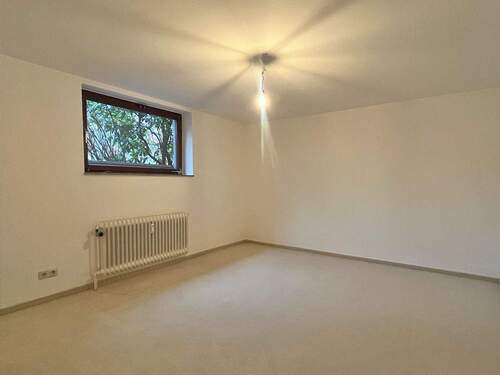 Schlafzimmer im Souterrainbereich - 