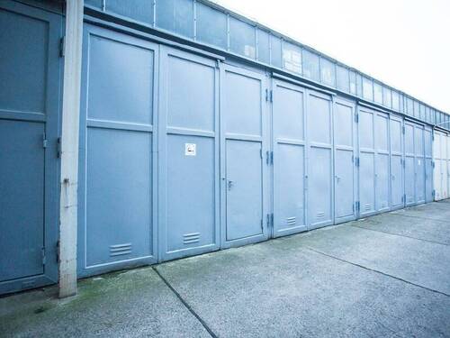 Bild 17 Lagerhalle - 