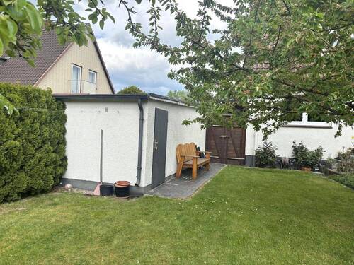 Rückseite Garage - 