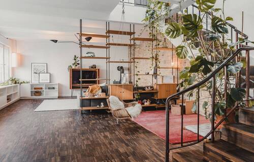 Wohnbereich - Wo Stadtleben auf Natur trifft: Exklusive Remise mit Loft-Charme