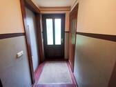 Hausflur mit Aufzug - 2 Zimmer Etagenwohnung in Leipzig