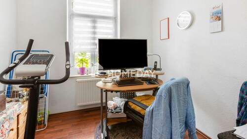 Büro 1 - 