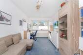 Helles Kinderzimmer - 3 Zimmer Etagenwohnung in München