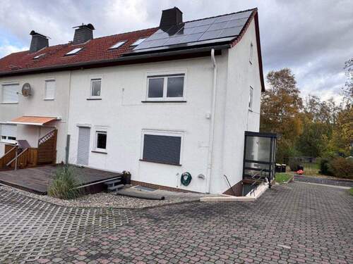 Rückseite - 5 Zimmer Doppelhaushälfte zum Kaufen in Kaufungen