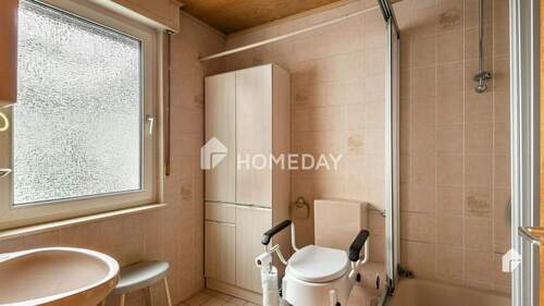 1. OG Badezimmer 1 - 