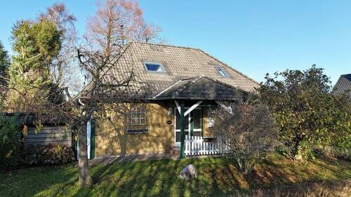 Außenansicht - Ein Zuhause zum Wurzeln schlagen - Gepflegtes Einfamilienhaus in Osterrade