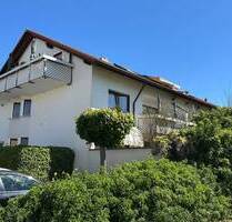 Bezugsfreie Erdgeschosswohnung mit Gartenanteil überdachter Terrasse, Garage und zwei PKW-Stellplätzen - Endingen