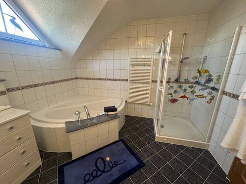 Bad - Dusche 2 - 