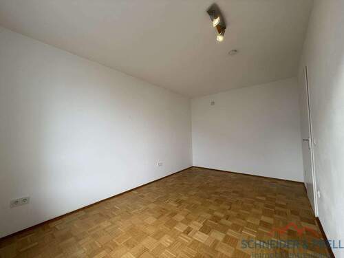 Schlafzimmer - Etagenwohnung mit 52,00 m² in Geretsried zur Miete