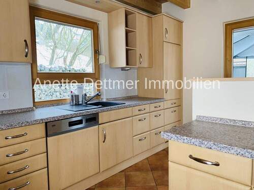 Küche mit Austritt zur Terrasse - 