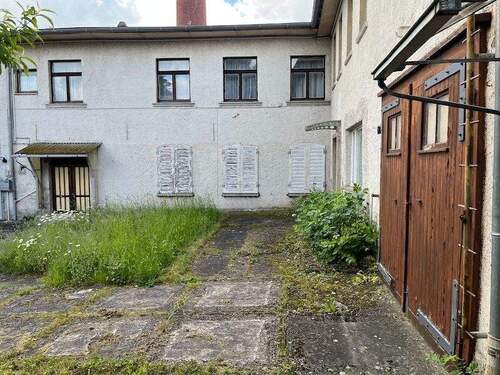 Ansicht - Mehrfamilienhaus, Wohnhaus mit 270,00 m&sup2; in Arnstadt zum Kaufen