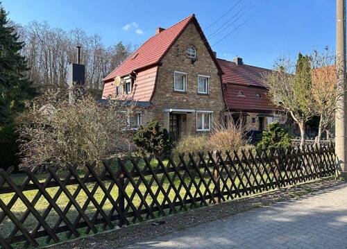 Straßenansicht rechts - 