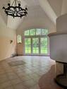Halle mit Kaminofen III - 
