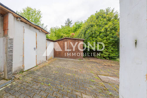 Garage / Geräteschuppen - 